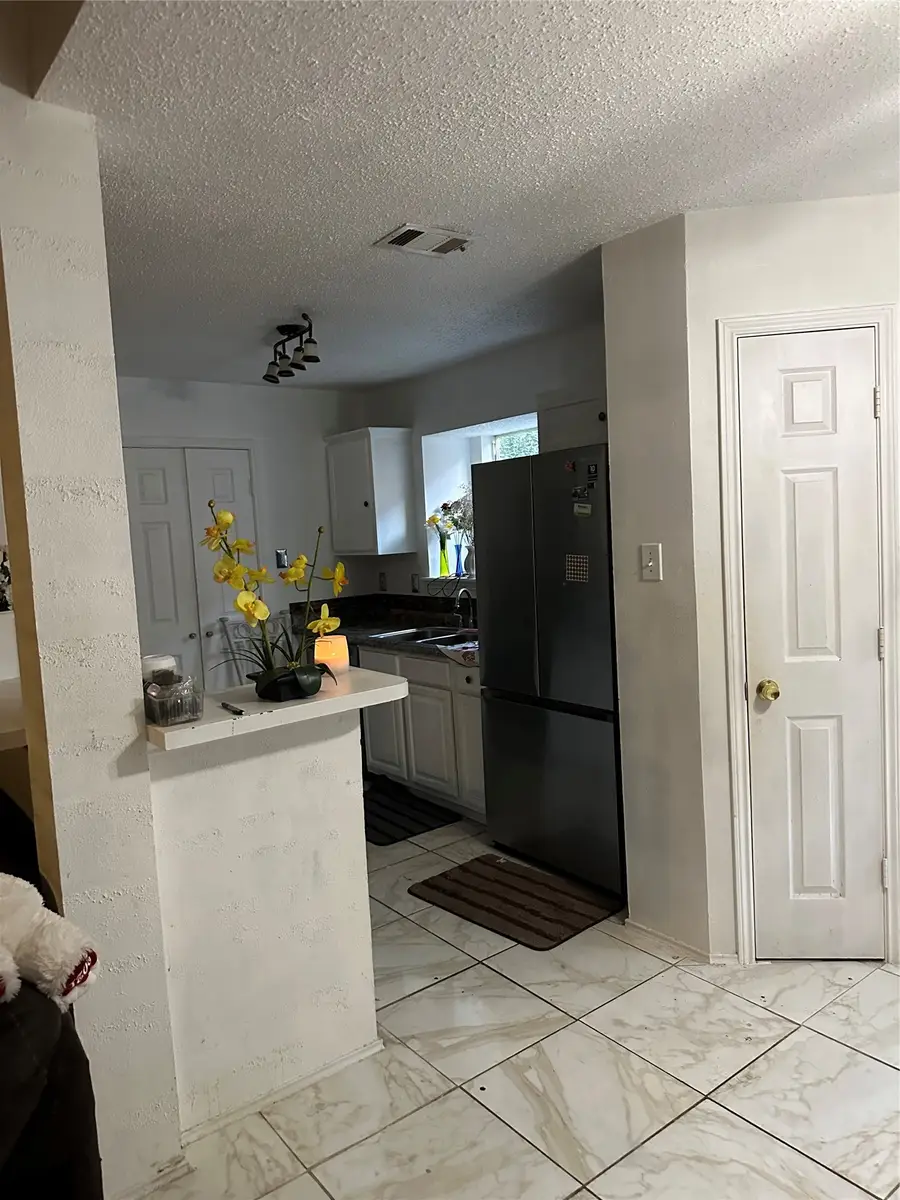 552 Timber Way Drive, Lewisville, TX 75067 - #3