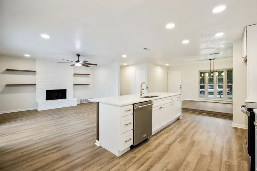 718 Tacoma Drive, Garland, TX 75043 - #2