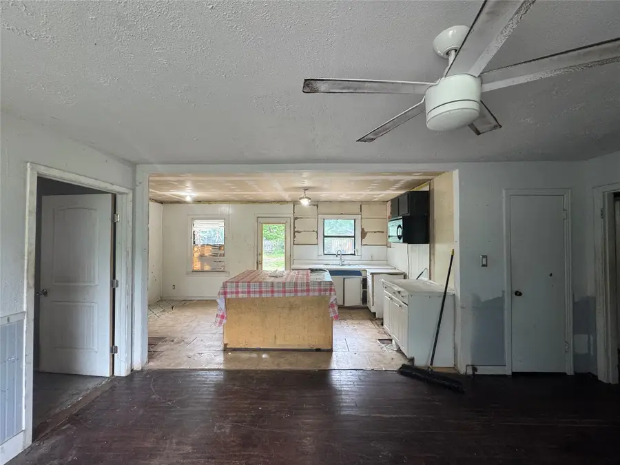 111 Gordon Drive, Terrell, TX 75160 - #3