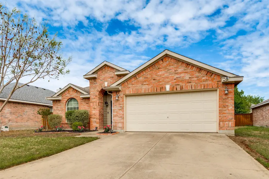 3268 Yeltes, Grand Prairie, TX 75054 - #2