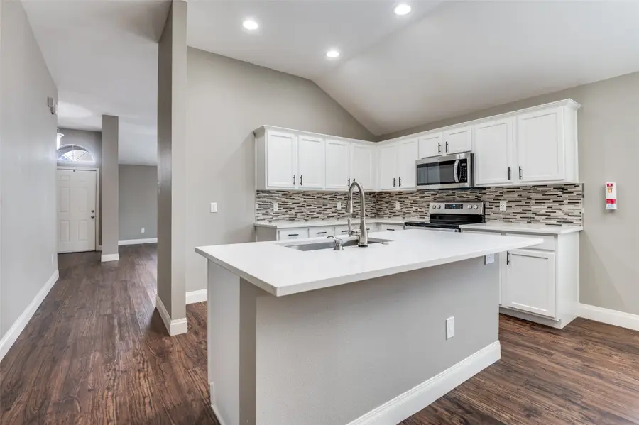 3268 Yeltes, Grand Prairie, TX 75054 - #3