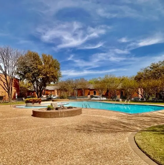 556 E Avenue J #B, Grand Prairie, TX 75050 - #1