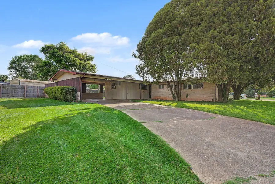 1220 Caroline Drive, Bossier City, LA 71112 - #2