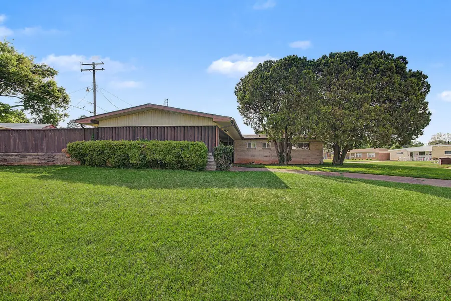 1220 Caroline Drive, Bossier City, LA 71112 - #3