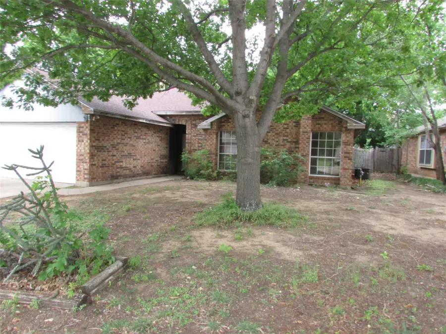 8337 Cloverglen Lane, Fort Worth, TX 76123 - #2