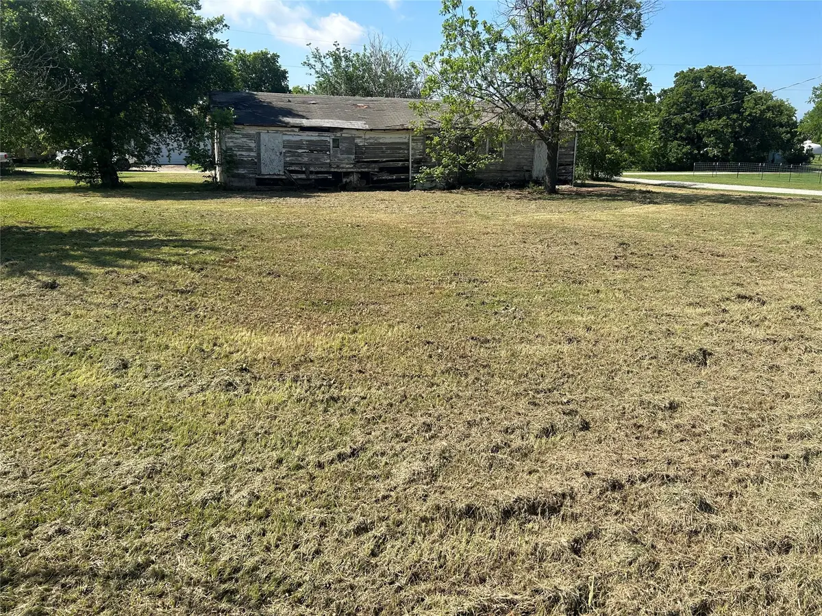 210 Monroe Avenue, Newcastle, TX 76372 - #1