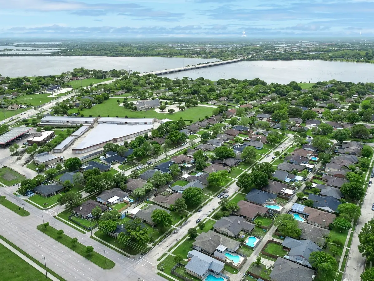 7202 Lakeshore Drive, Rowlett, TX 75089 - #1