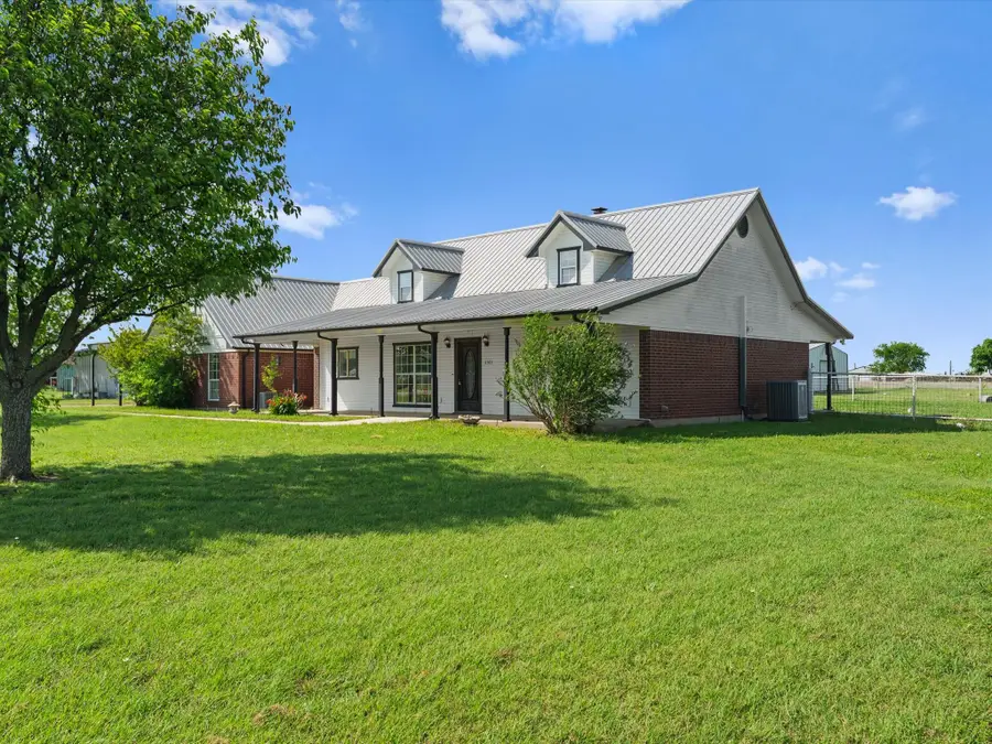 6568 Michael Road, Sanger, TX 76266 - #2