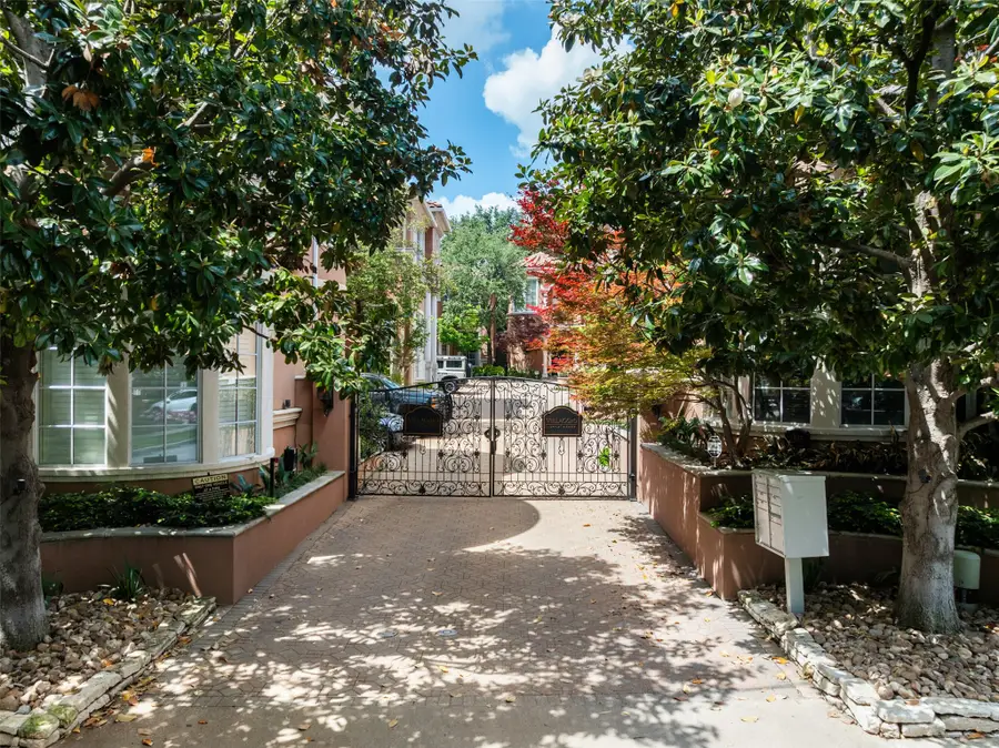 2825 Hood Street, Dallas, TX 75219 - #3