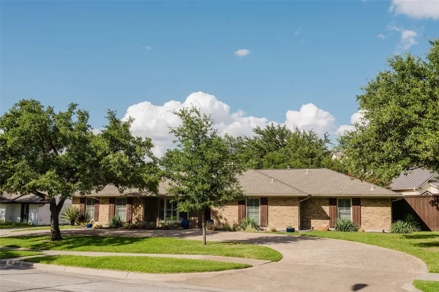 3257 Brookhaven Club Drive, Farmers Branch, TX 75234 - #2