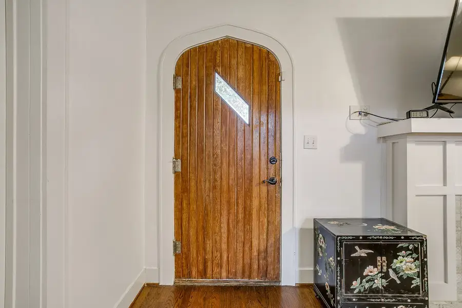 2119 Stanley Avenue, Fort Worth, TX 76110 - #3