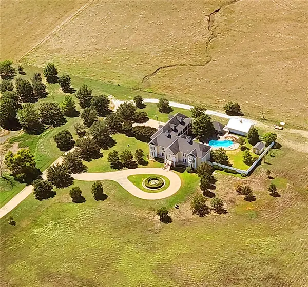 609 Fm 1306, Gainesville, TX 76240