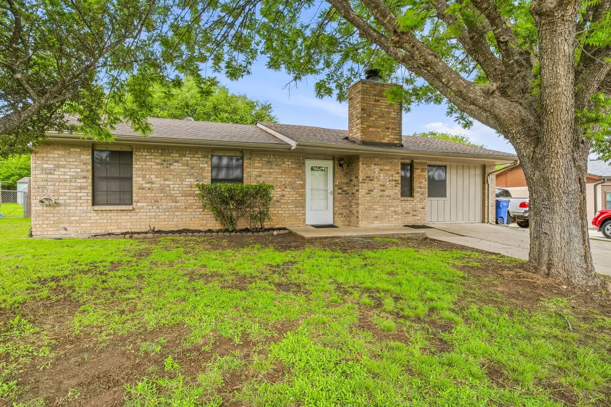 1414 W Torrey Street, Granbury, TX 76048 - #1