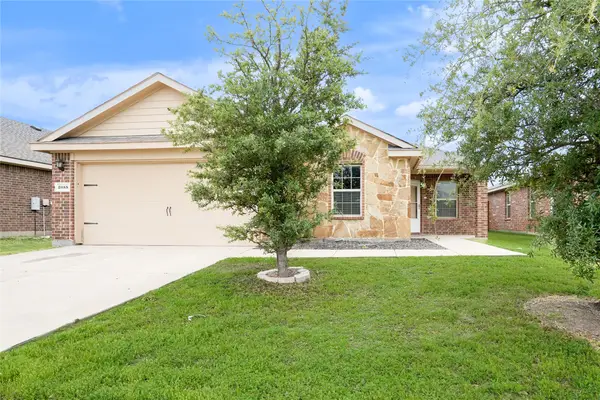 2058 Enchanted Rock Drive, Forney, TX 75126