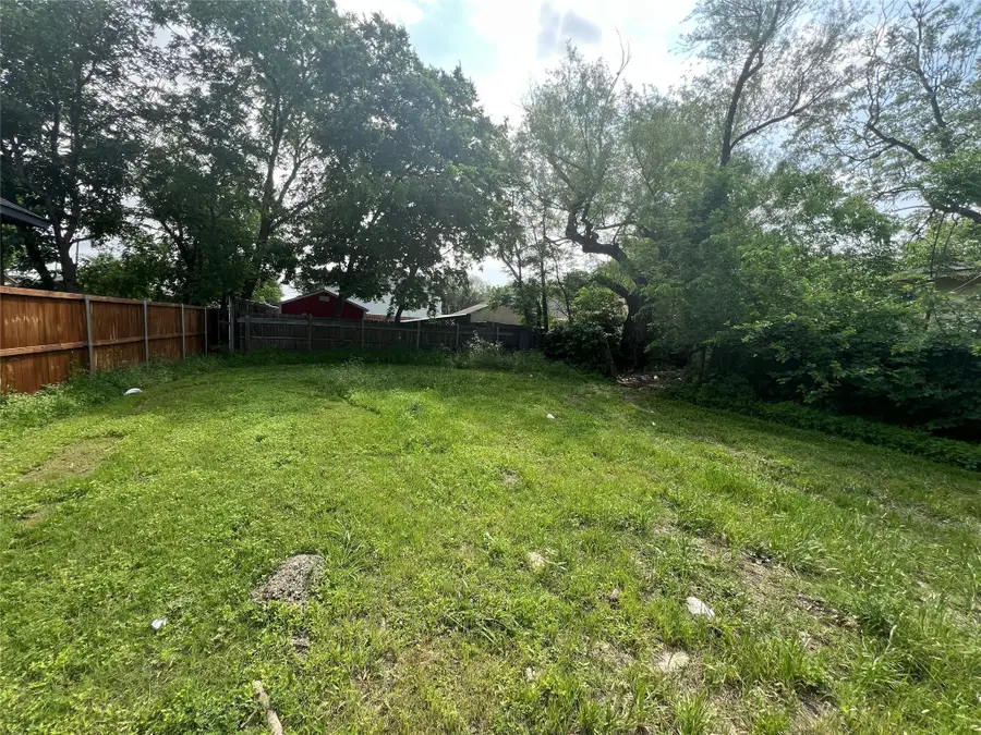 4126 Esmalda Street, Dallas, TX 75212 - #2