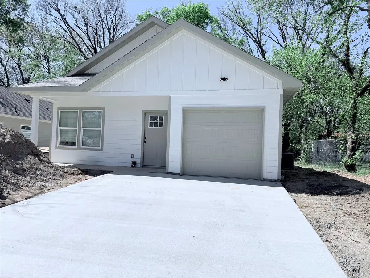 407 Carter Street, Sulphur Springs, TX 75482 - #1