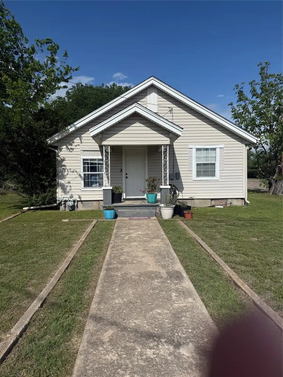 301 Cedar Street, Waco, TX 76705 - #3