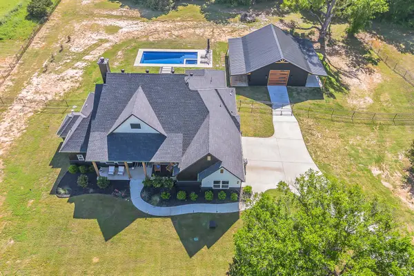 505 N Saddle Horn Court, Weatherford, TX 76087