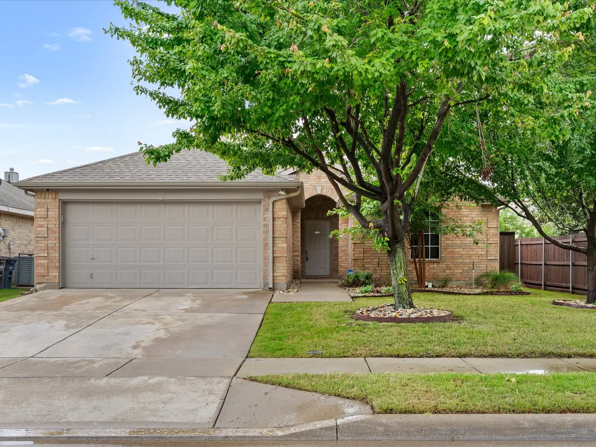 4524 Grassy Glen Drive, Fort Worth, TX 76244 - #1