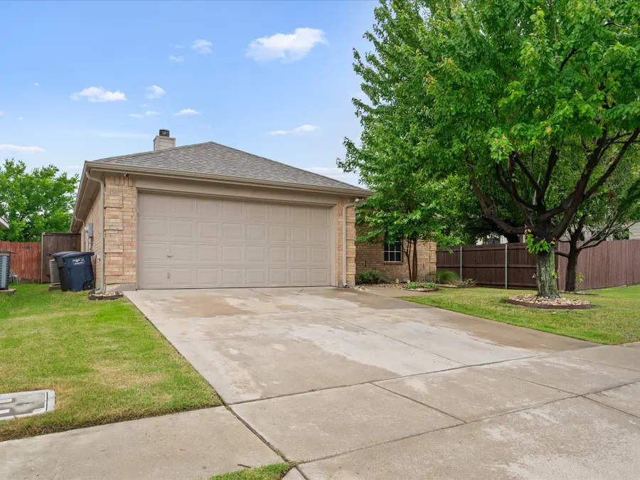 4524 Grassy Glen Drive, Fort Worth, TX 76244 - #2