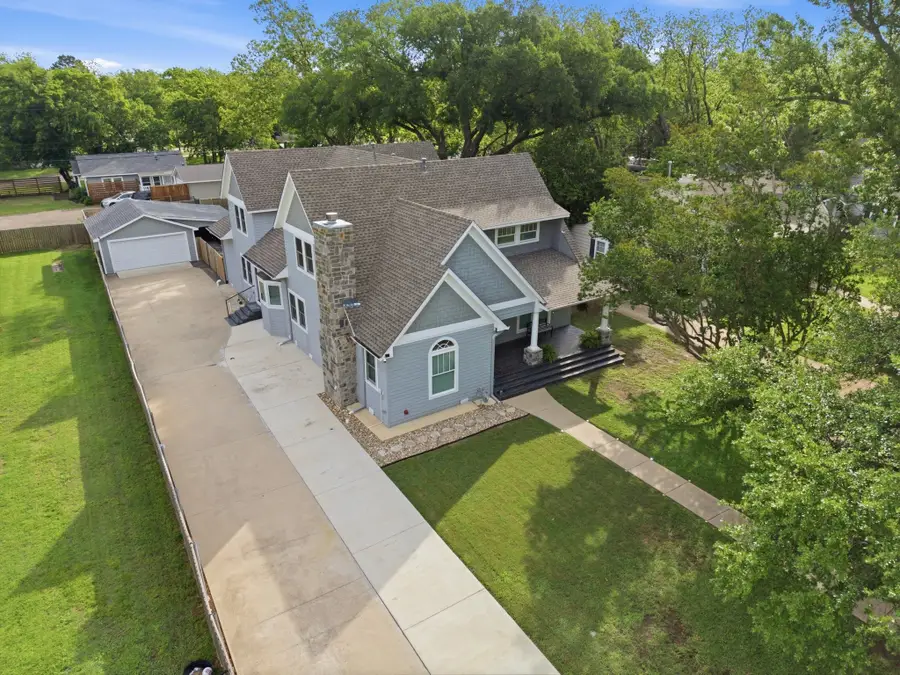 726 Griffith Avenue, Terrell, TX 75160 - #2