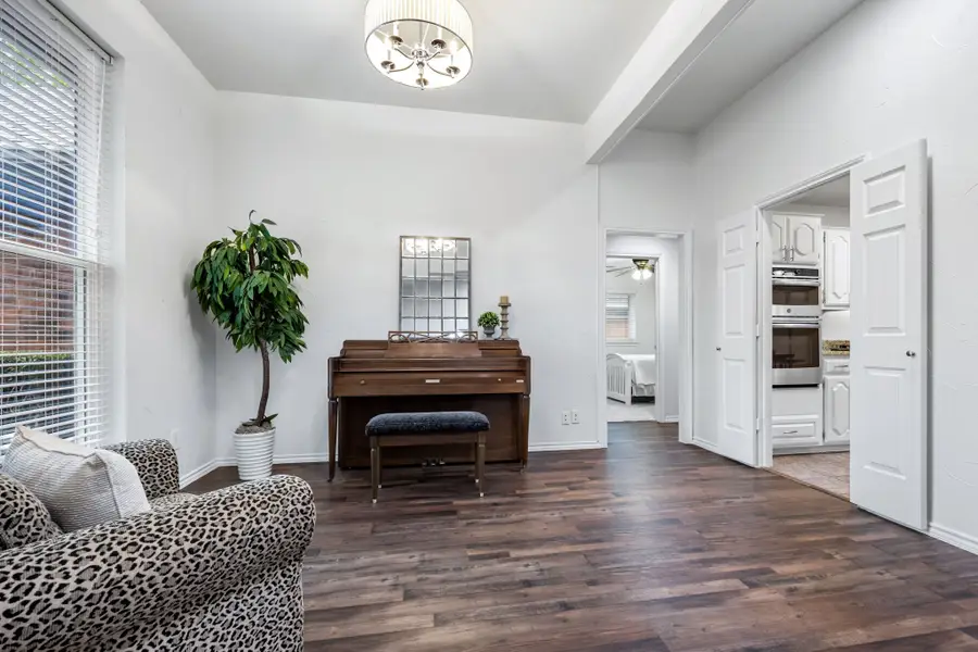 4206 N Hill Drive, Carrollton, TX 75010 - #3