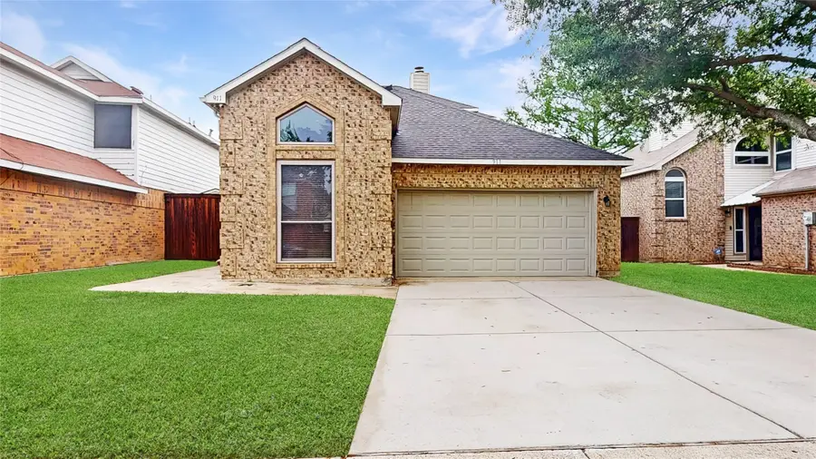 911 Azalia Drive, Lewisville, TX 75067 - #2