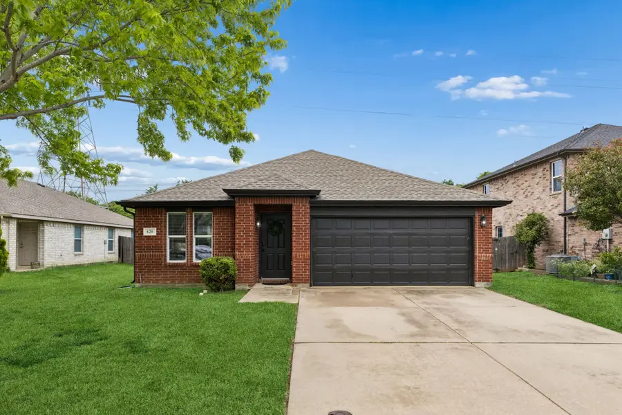 620 Sotogrande Street, Grand Prairie, TX 75051 - #2