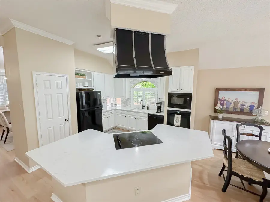 3445 Paint Brush Lane, Bedford, TX 76021 - #3