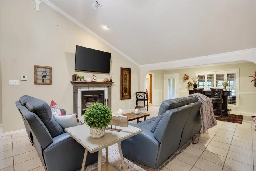 1405 5th Street, Granbury, TX 76048 - #3