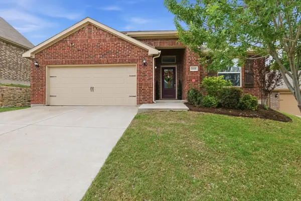 10809 Valor Trail, Fort Worth, TX 76108