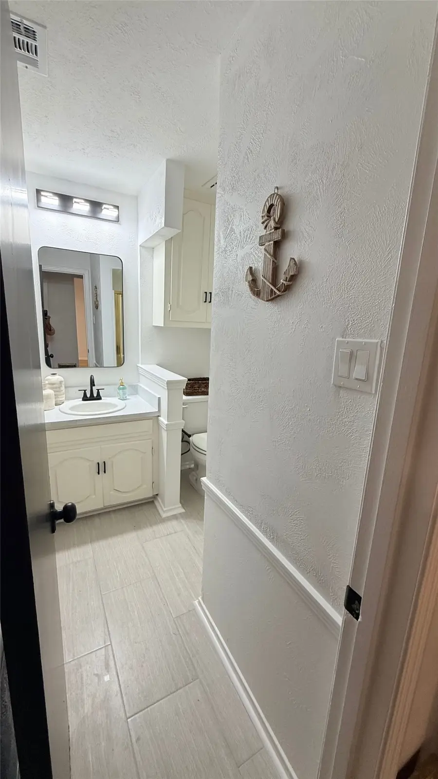 9701 Limestone Drive, Dallas, TX 75217 - #2