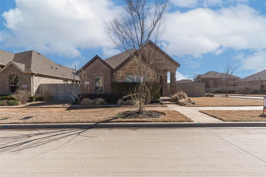 824 Parkside Drive, Argyle, TX 76226 - #3