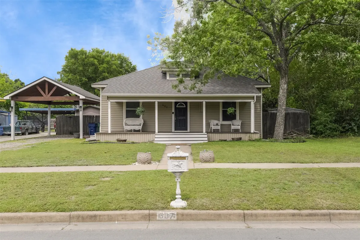 607 Williams Street, Waxahachie, TX 75165 - #1