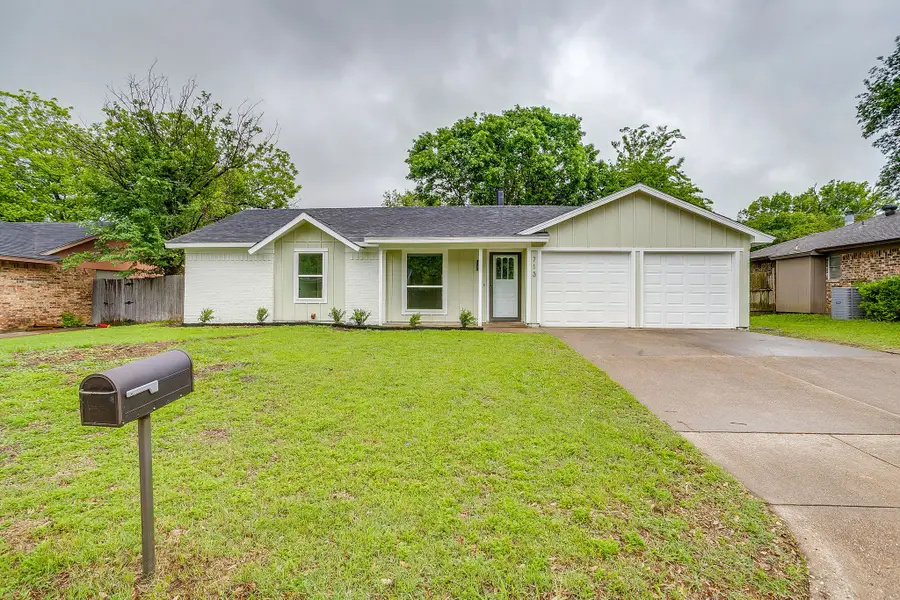 713 Vaughn Drive, Burleson, TX 76028 - #2