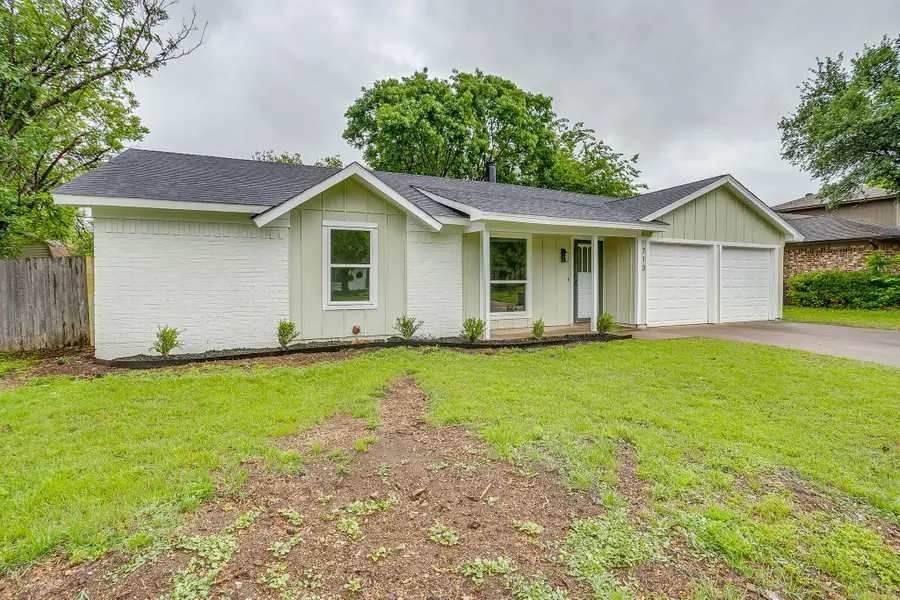 713 Vaughn Drive, Burleson, TX 76028 - #3