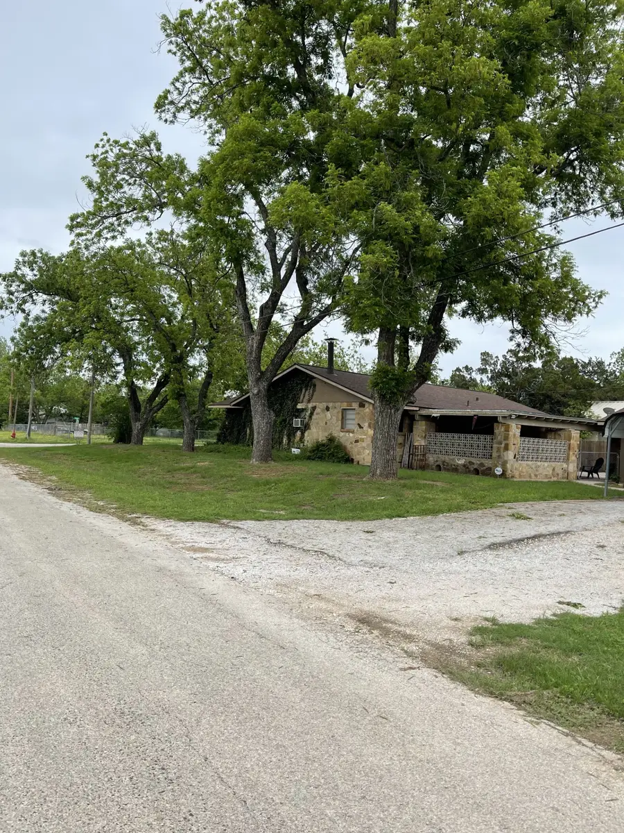 100 Snow Street, Bangs, TX 76823 - #2