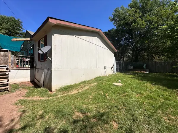 2705 Overview Road, Granbury, TX 76048