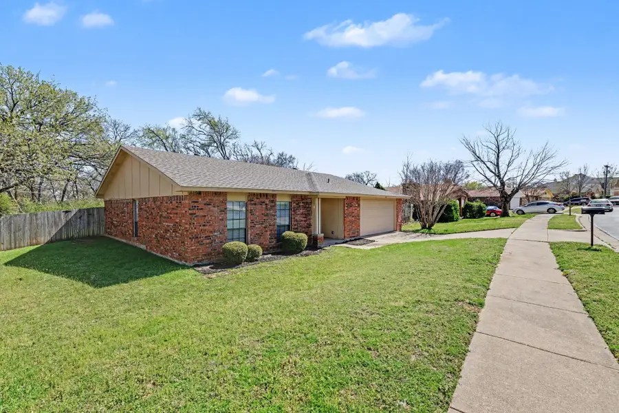 2312 Chinaberry Drive, Bedford, TX 76021 - #2