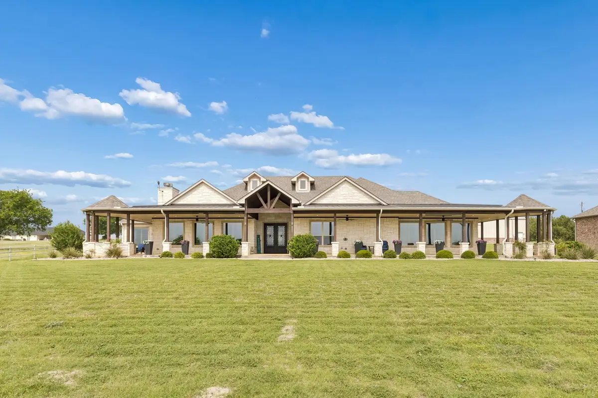 2009 Lakeshore Drive, Cleburne, TX 76033 - #1