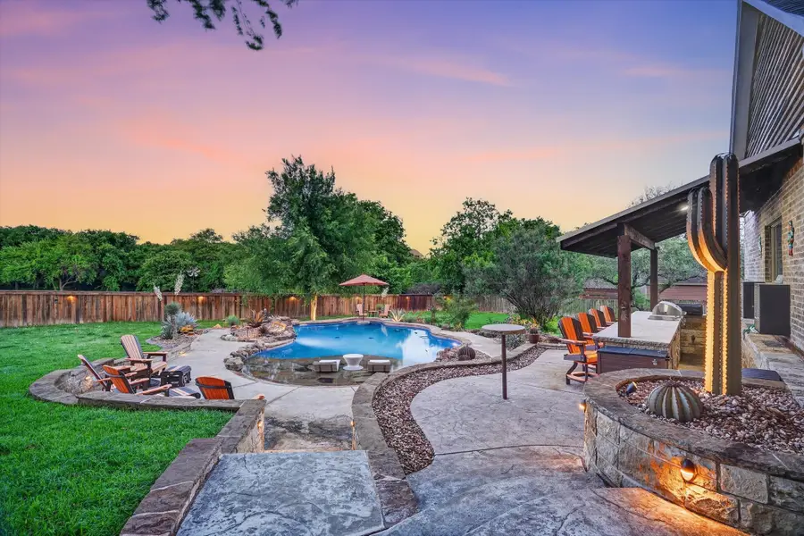 152 N Star Crossing Lane, Weatherford, TX 76088 - #2