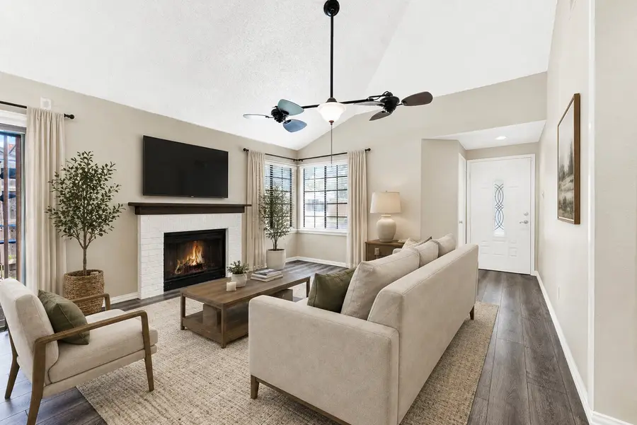 5908 Baroncrest Drive, Arlington, TX 76017 - #2