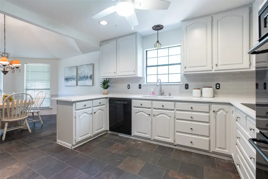 606 Winding Hollow Court, Coppell, TX 75019 - #2