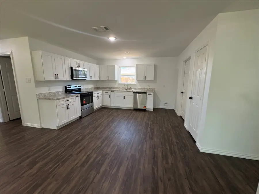 251 E Fort Worth Avenue, Cooper, TX 75432 - #3