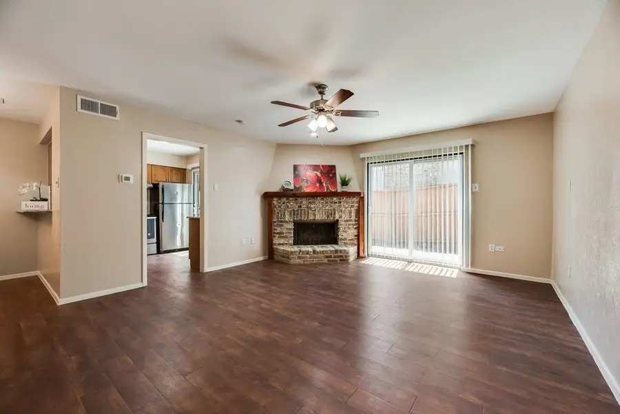 859 Dublin Drive #4 (D), Richardson, TX 75080 - #2