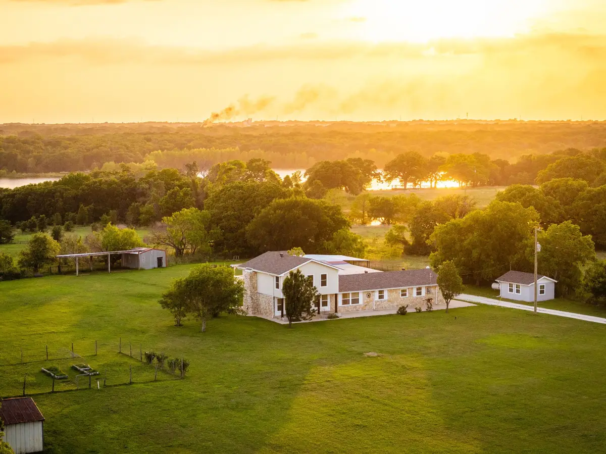 503 Oak Knoll Lane, Elm Mott, TX 76640 - #1