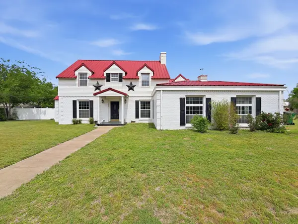 609 E Main Street, Hamilton, TX 76531