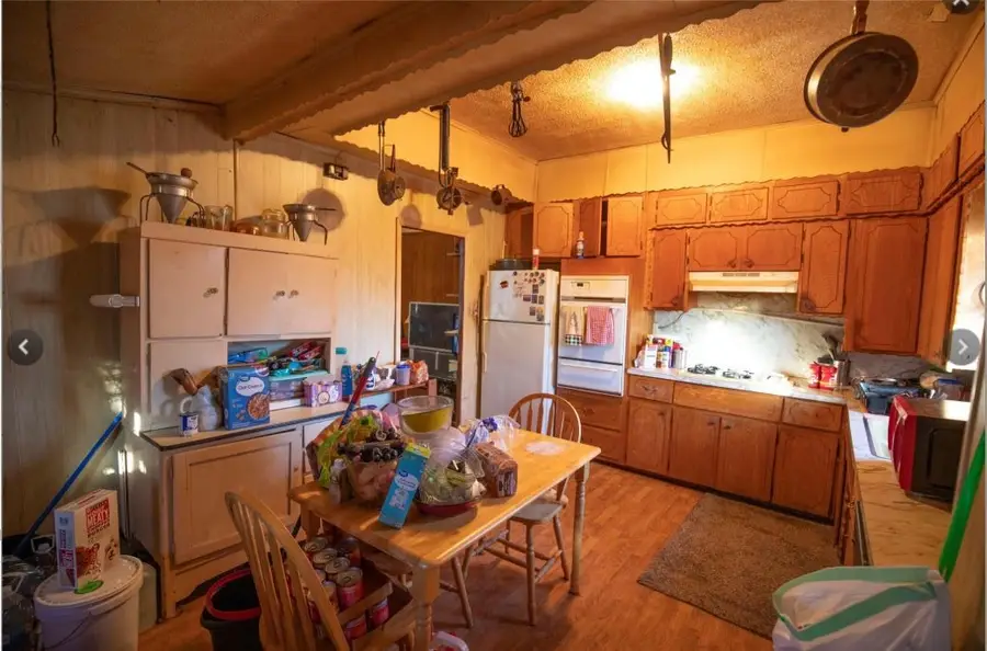 307 W Spruce Street, Whitewright, TX 75491 - #2