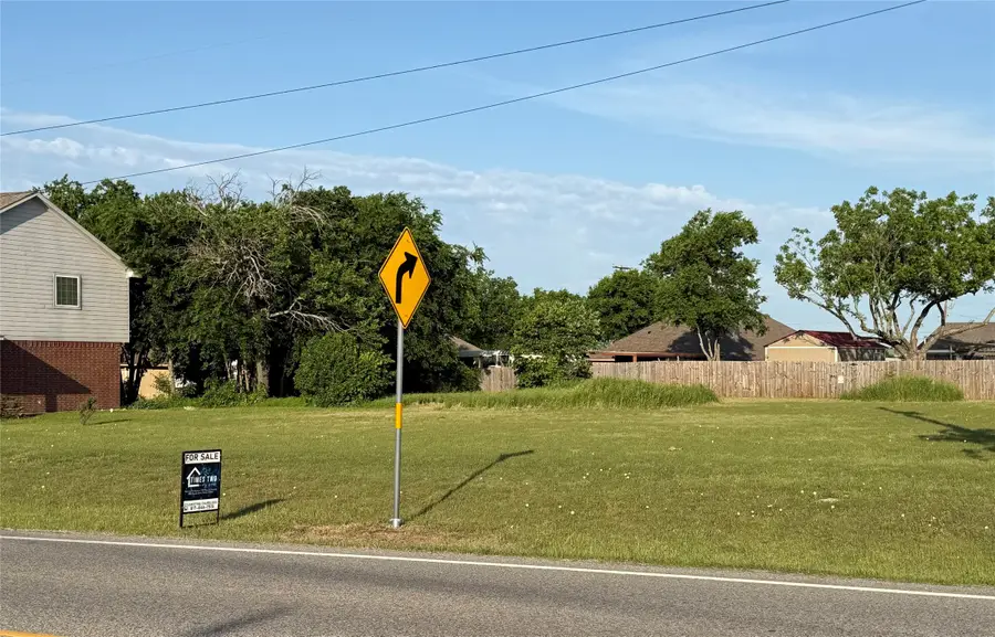513 N Pearson Street, Godley, TX 76044 - #3