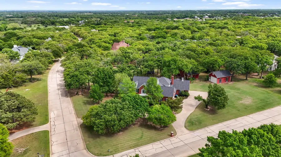 200 Shadow Wood Drive, Argyle, TX 76226 - #2